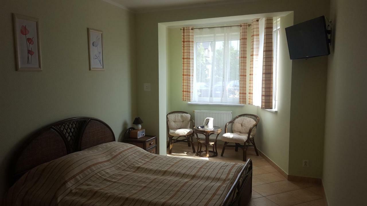 Posejdon Bed & Breakfast Ustronie Morskie Exterior photo