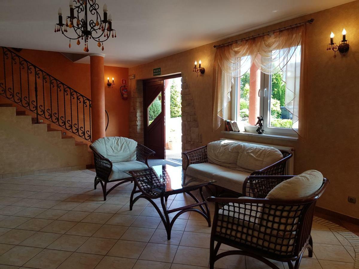 Posejdon Bed & Breakfast Ustronie Morskie Exterior photo
